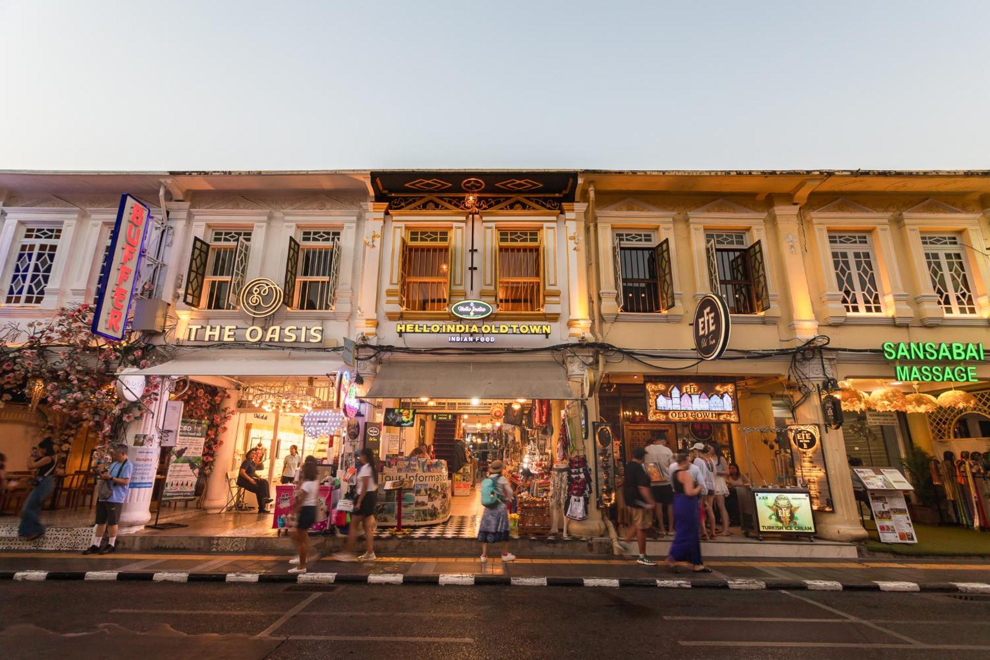 מלון Recenta Style Phuket Town מראה חיצוני תמונה
